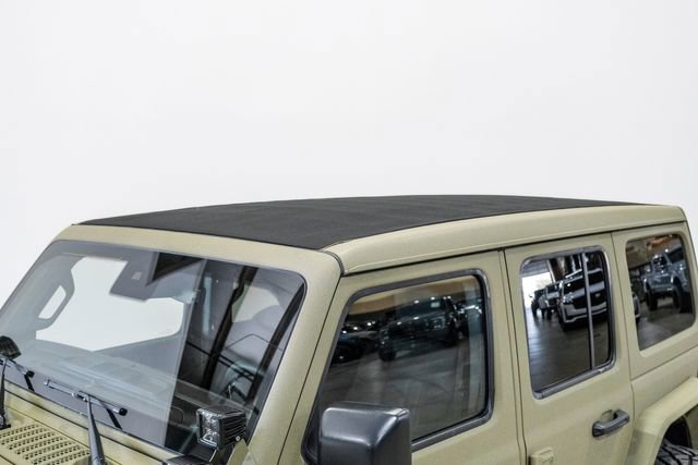 Used 2025 Jeep Wrangler Unlimited Rubicon 392 image 27