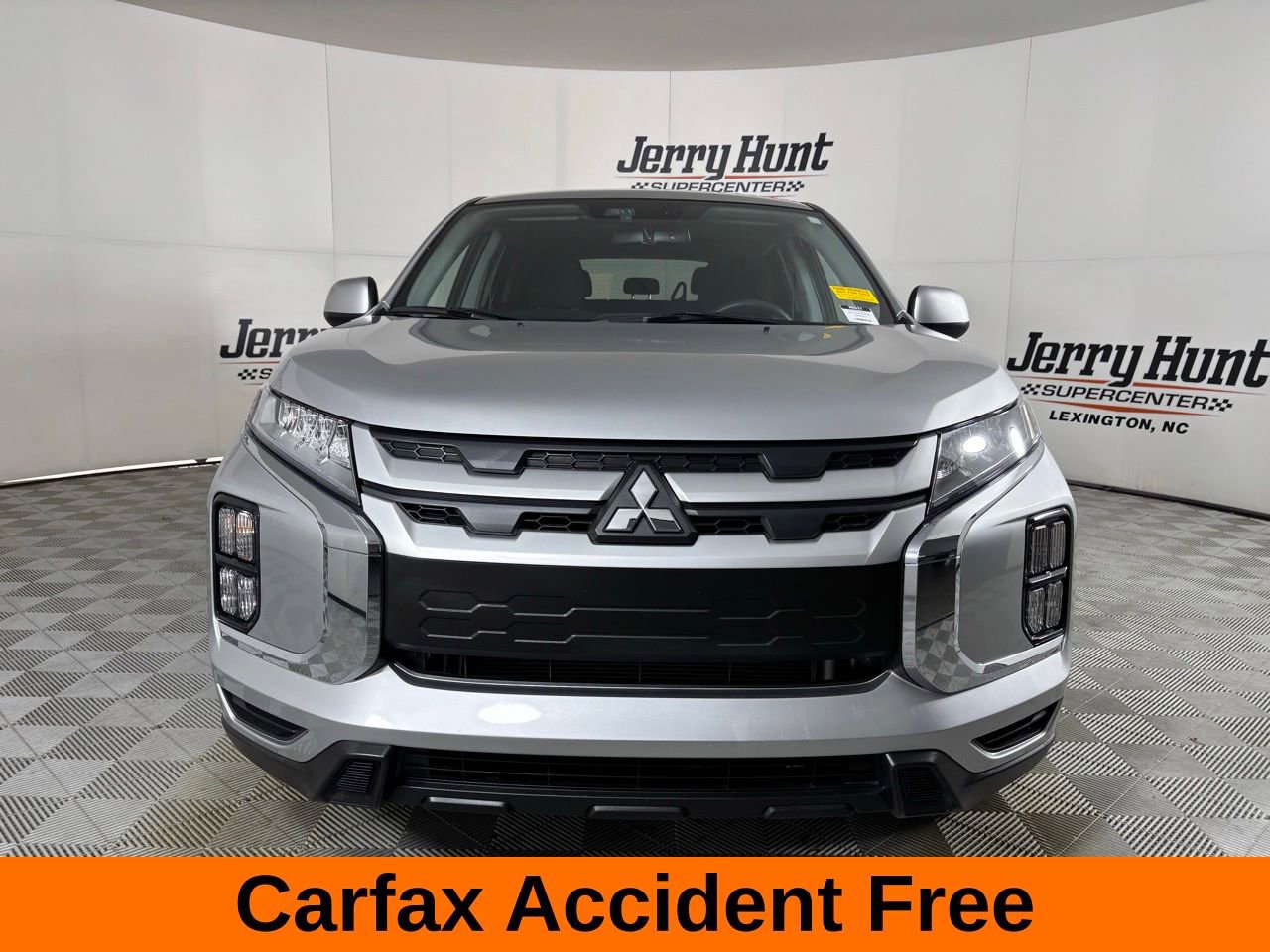Used 2025 Mitsubishi Outlander Sport AWD image 3