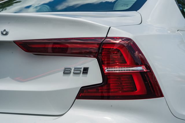 Certified 2024 Volvo S60 B5 Plus AWD/4WD image 7