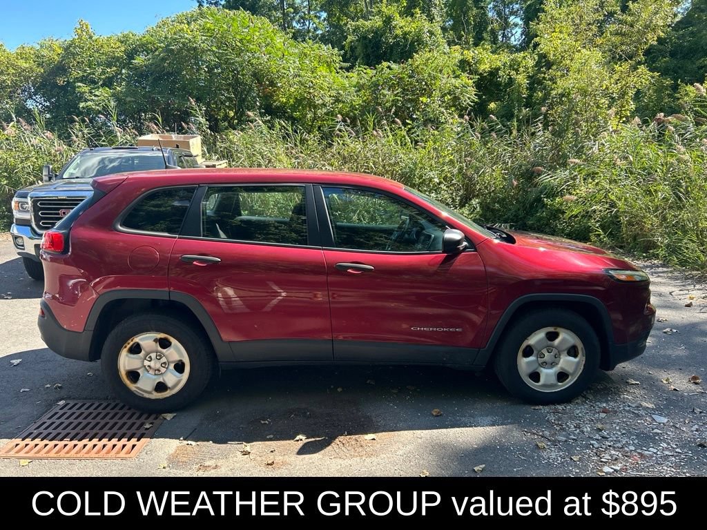Used 2016 Jeep Cherokee Sport w/ Cold Weather Group AWD/4WD image 2