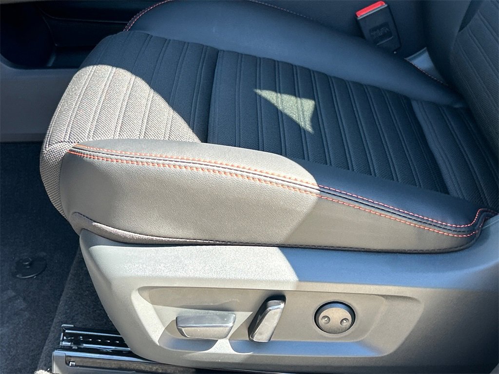 New 2026 Nissan Rogue SV image 10