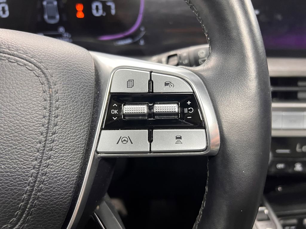 Used 2023 Kia Telluride EX X-Line image 11