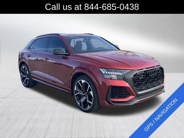 Used 2023 Audi RS Q8 w/ Black Optic Package image 3