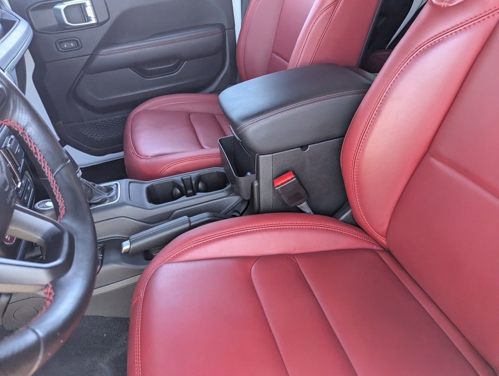 Used 2024 Jeep Wrangler Rubicon 392 image 18