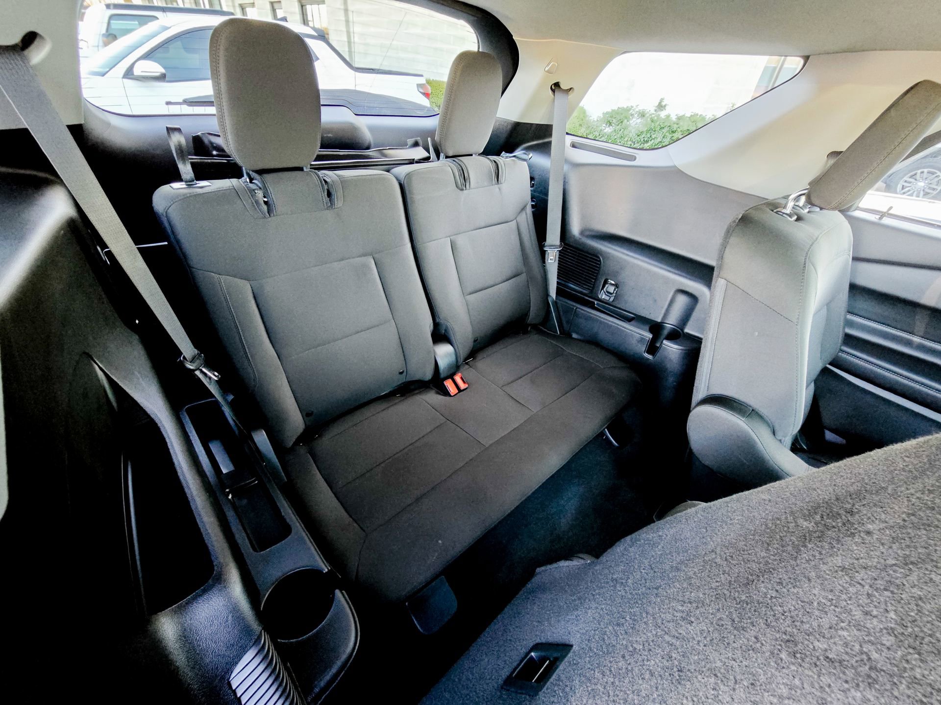 Used 2023 Ford Explorer XLT image 31