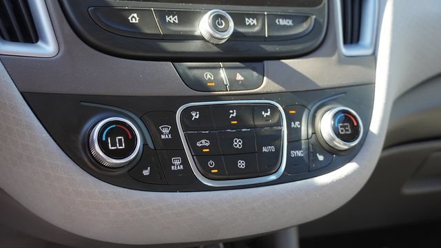 Used 2024 Chevrolet Malibu LT FWD image 24