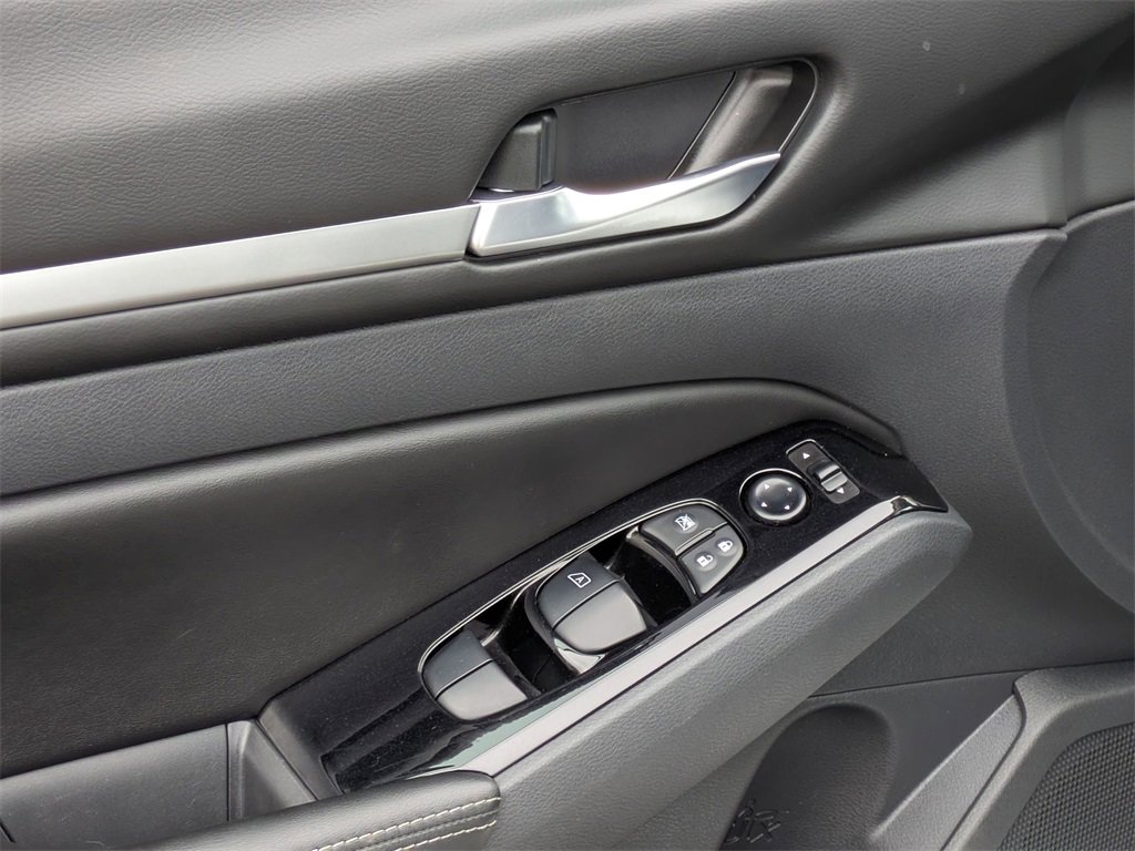 Certified 2023 Nissan Altima 2.5 SV image 17