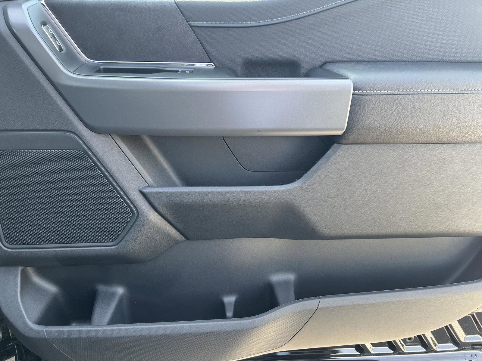 Used 2025 Ford F150 XLT w/ Equipment Group 302A MID image 15