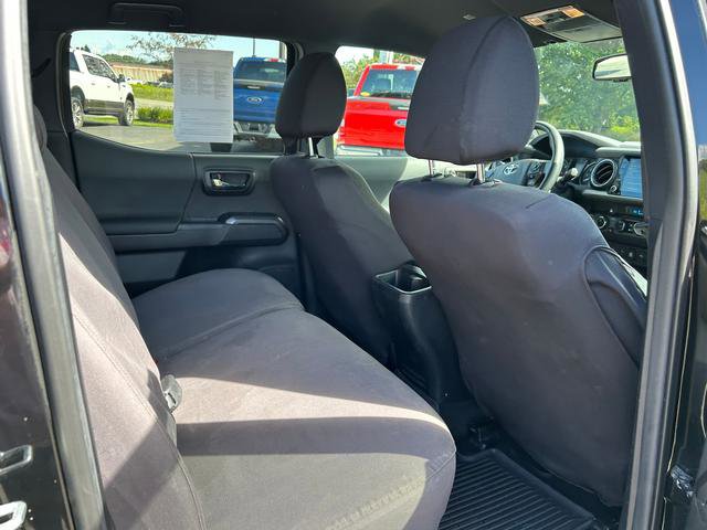 Used 2022 Toyota Tacoma 4x4 Double Cab image 28