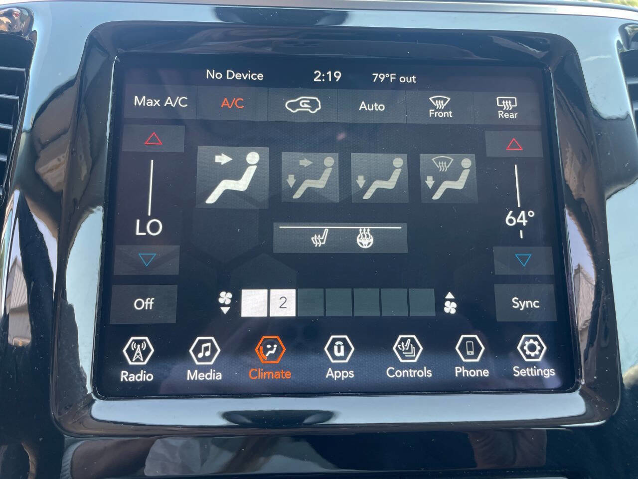 Used 2019 Jeep Cherokee Limited image 36