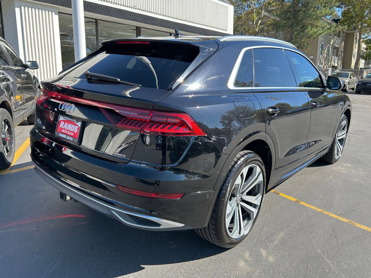 Used 2019 Audi Q8 Prestige w/ Luxury Package image 12