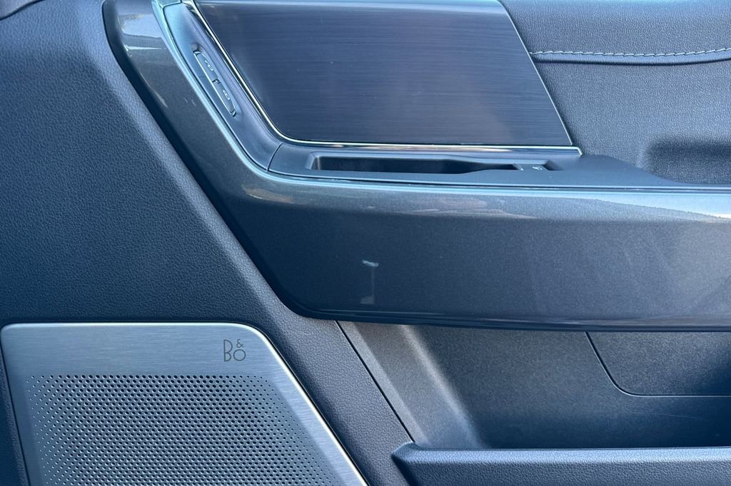 Used 2023 Ford F150 Lariat w/ Equipment Group 502A High image 19