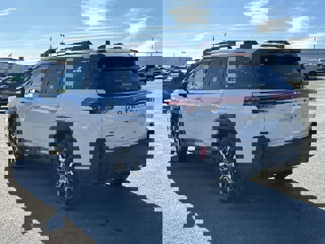 New 2026 Subaru Outback Touring XT image 30