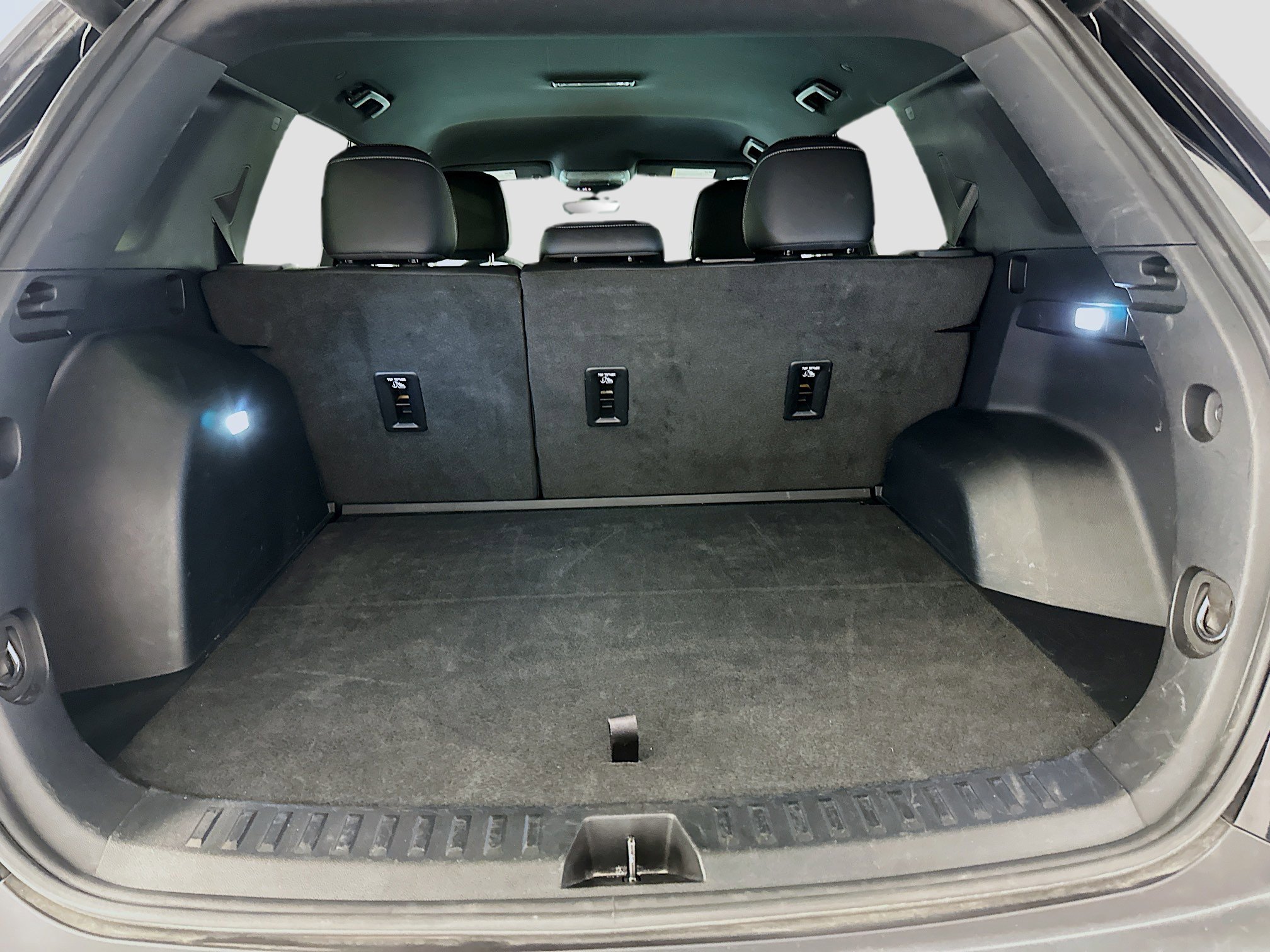 Used 2025 Chevrolet Equinox LT w/ Convenience Package II image 30