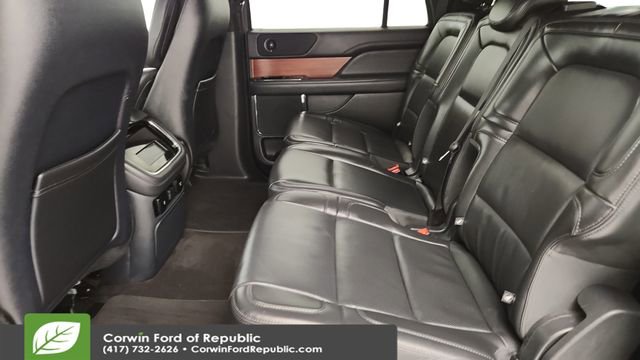 Used 2024 Lincoln Navigator L Premiere image 25