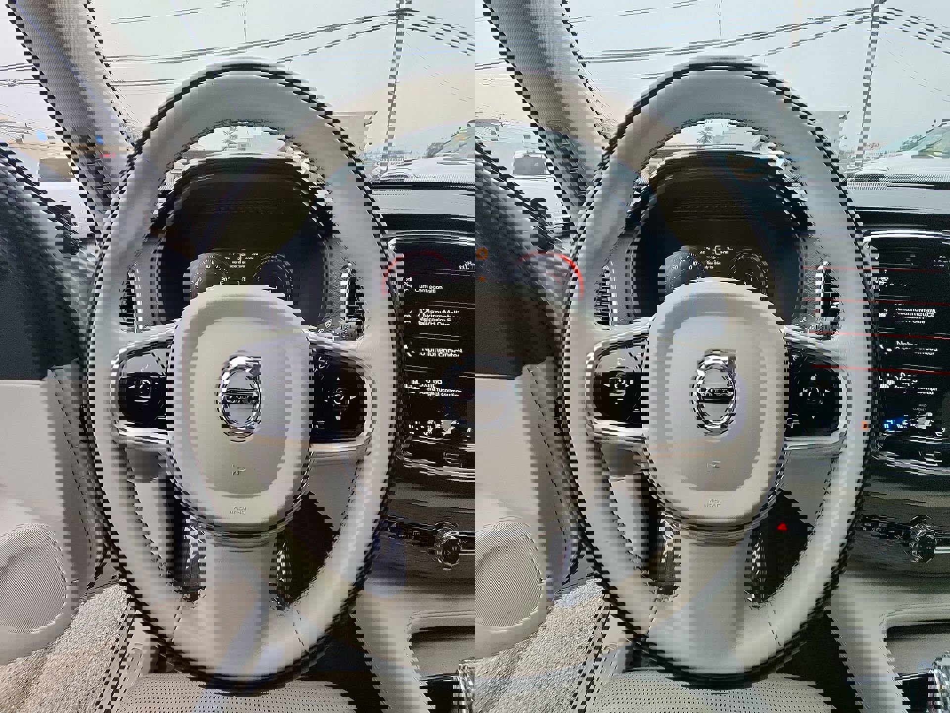 Used 2021 Volvo XC90 T8 Inscription w/ Climate Package image 11