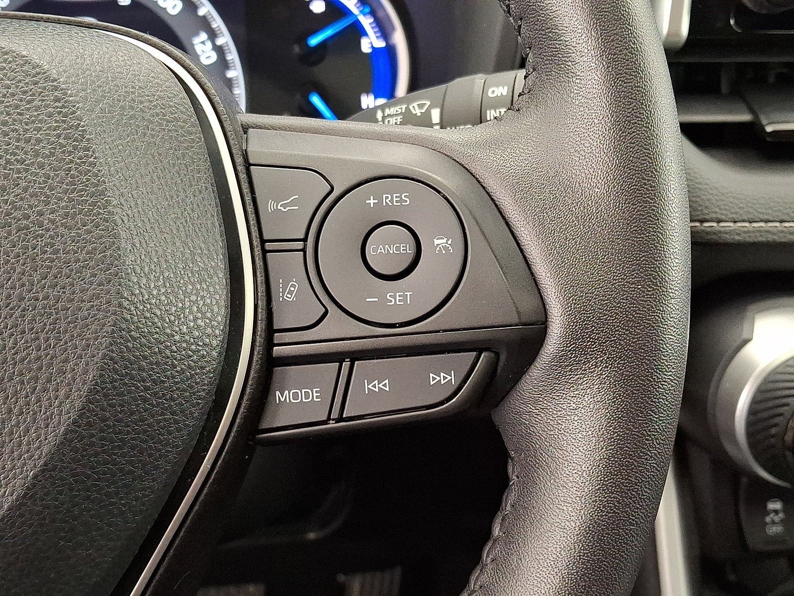 Certified 2024 Toyota RAV4 XLE w/ Convenience Package AWD/4WD image 10