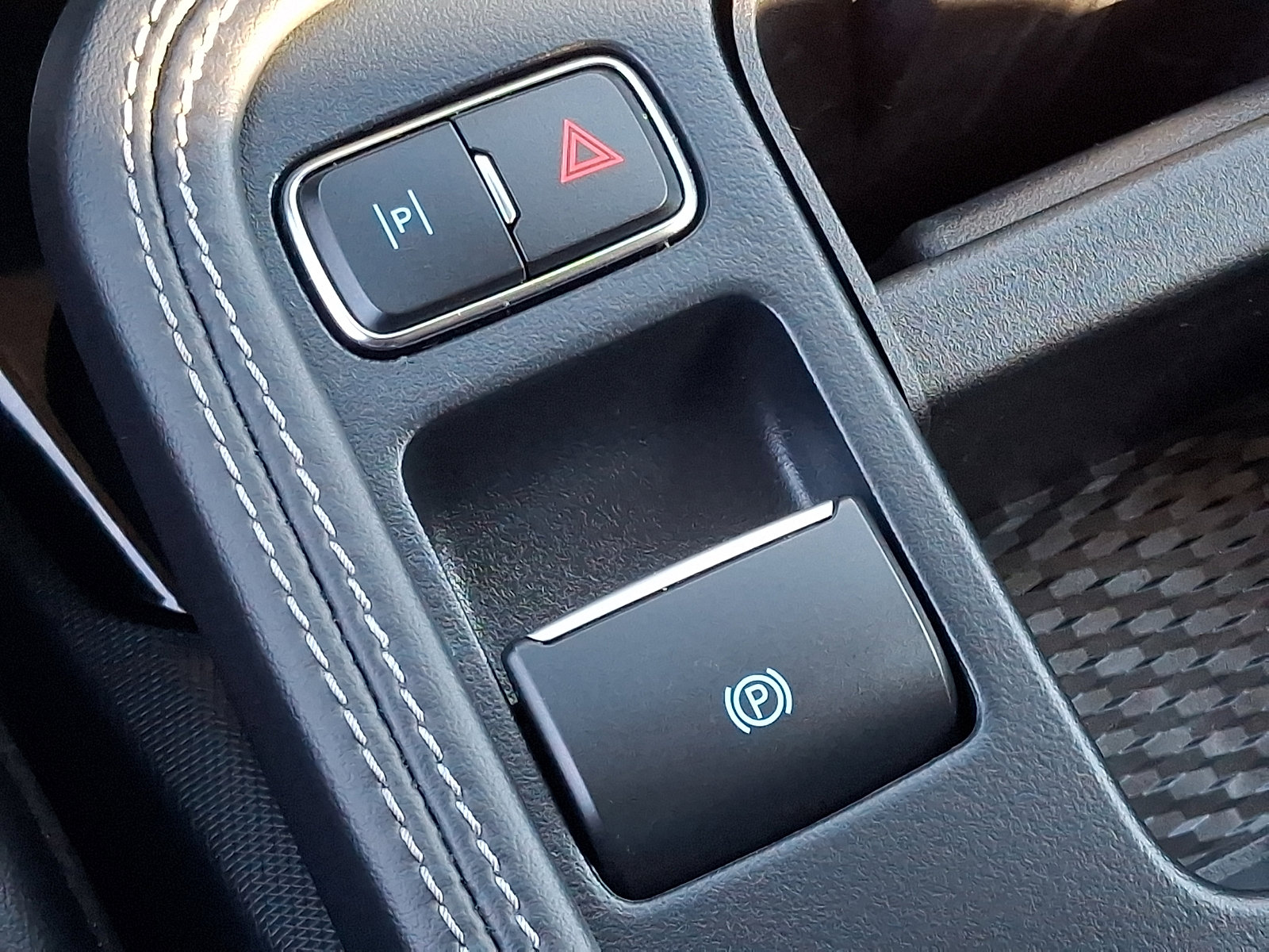 Used 2025 Ford Mustang Mach-E Premium AWD/4WD image 26