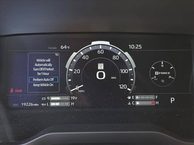 Used 2024 Toyota Tundra Limited AWD/4WD image 11