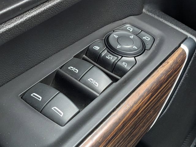 Used 2020 Chevrolet Silverado 2500 High Country w/ Technology Package image 28