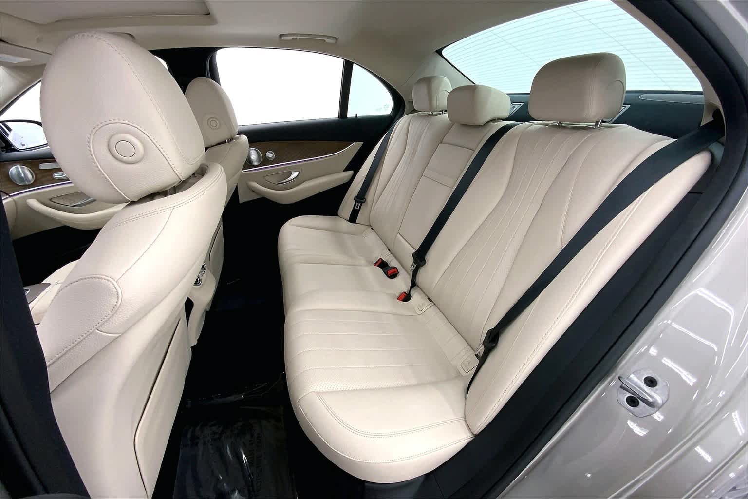 Used 2021 Mercedes-Benz E 350 Sedan image 19