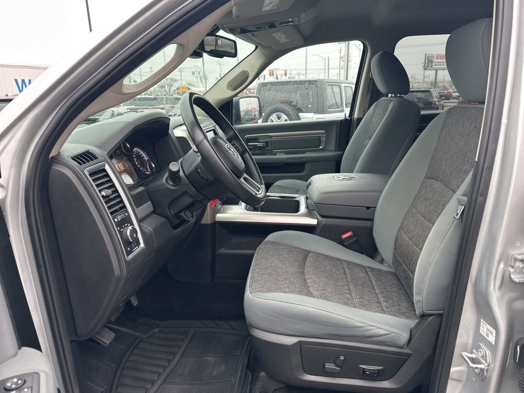 Used 2017 RAM 1500 Big Horn image 9