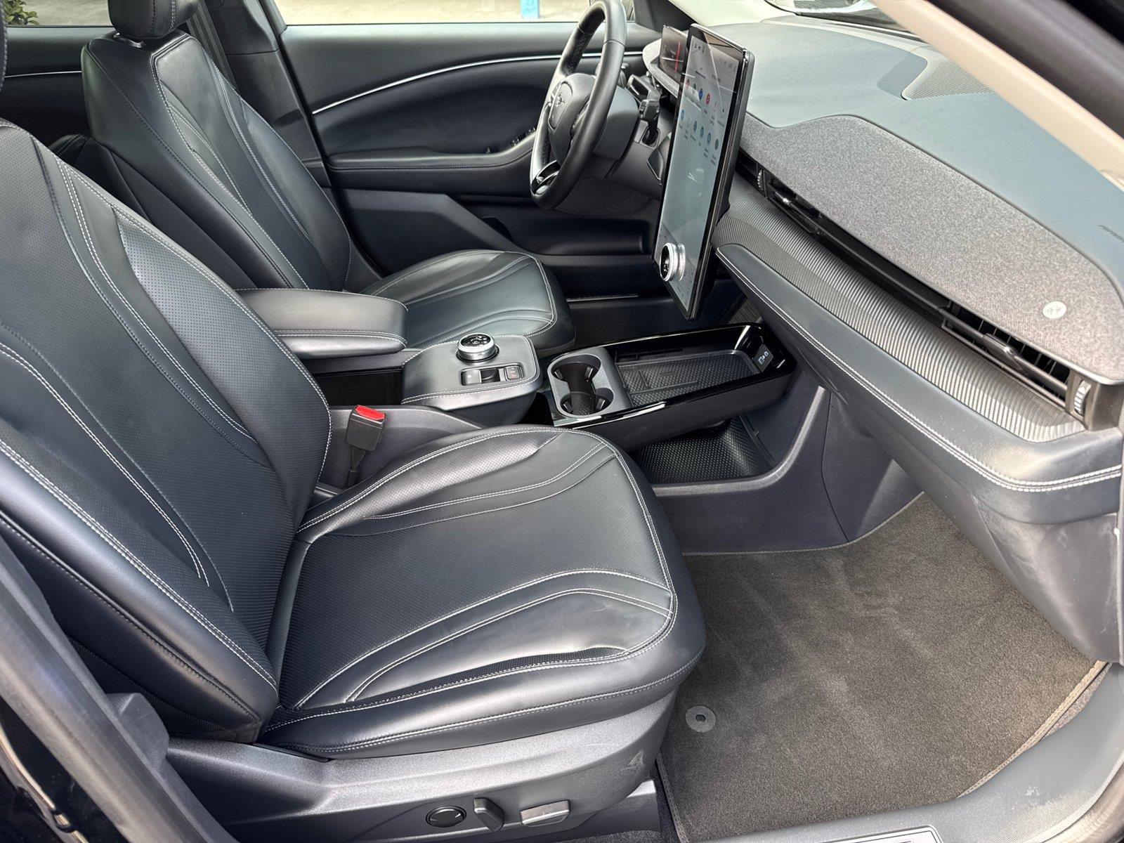 Used 2022 Ford Mustang Mach-E Premium AWD/4WD image 16