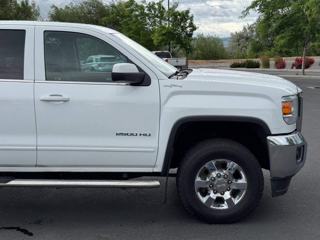 Used 2019 GMC Sierra 2500 SLE AWD/4WD image 10