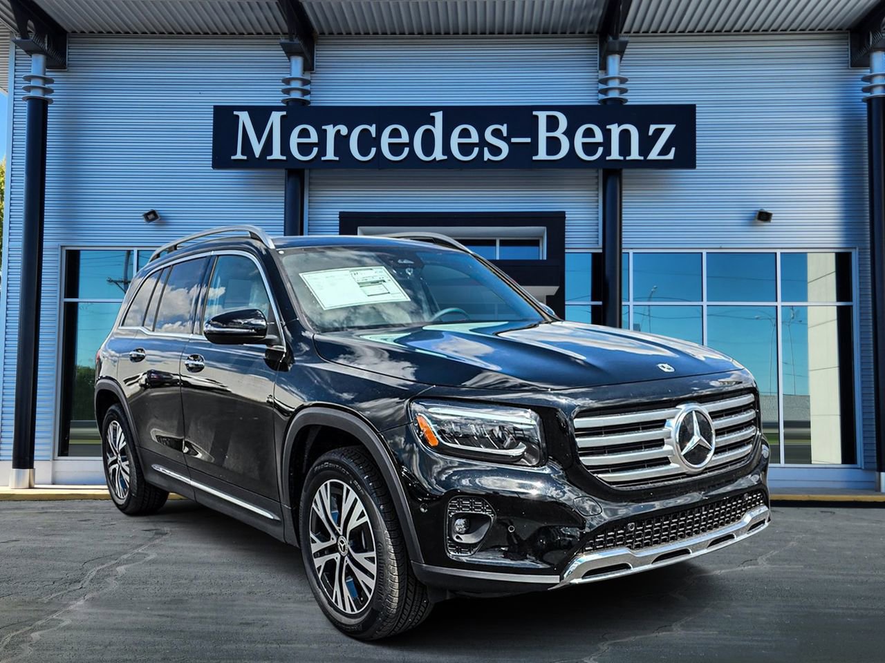 New 2026 Mercedes-Benz GLB 250 4MATIC