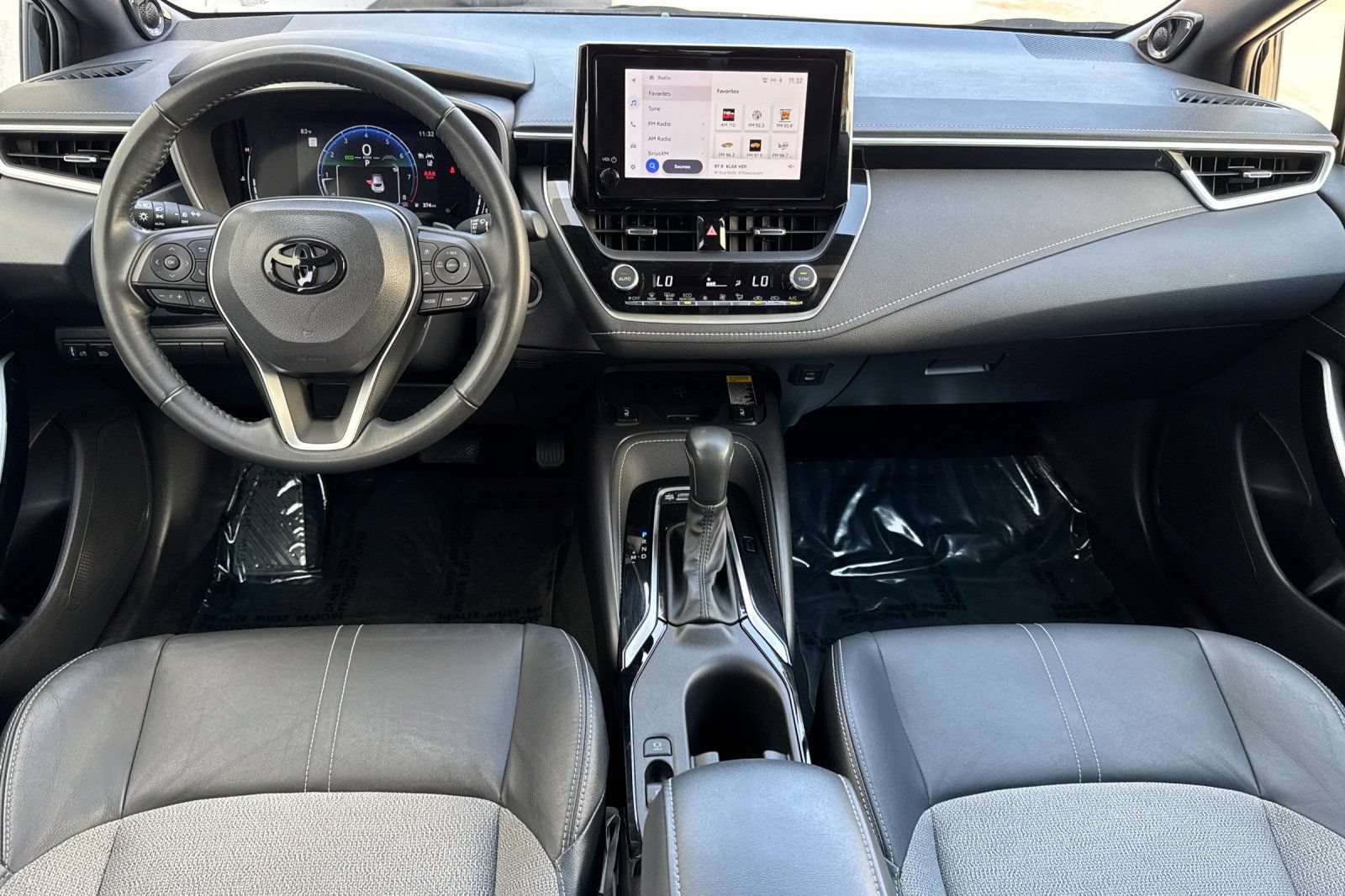 Certified 2025 Toyota Corolla XSE FWD image 18