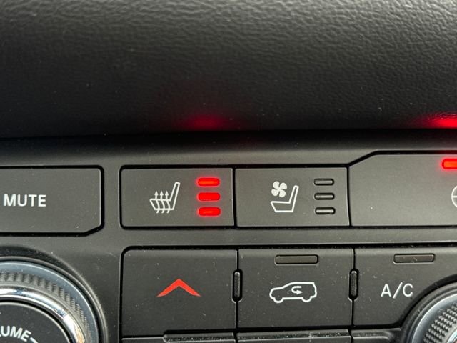 Used 2024 Dodge Durango GT image 31