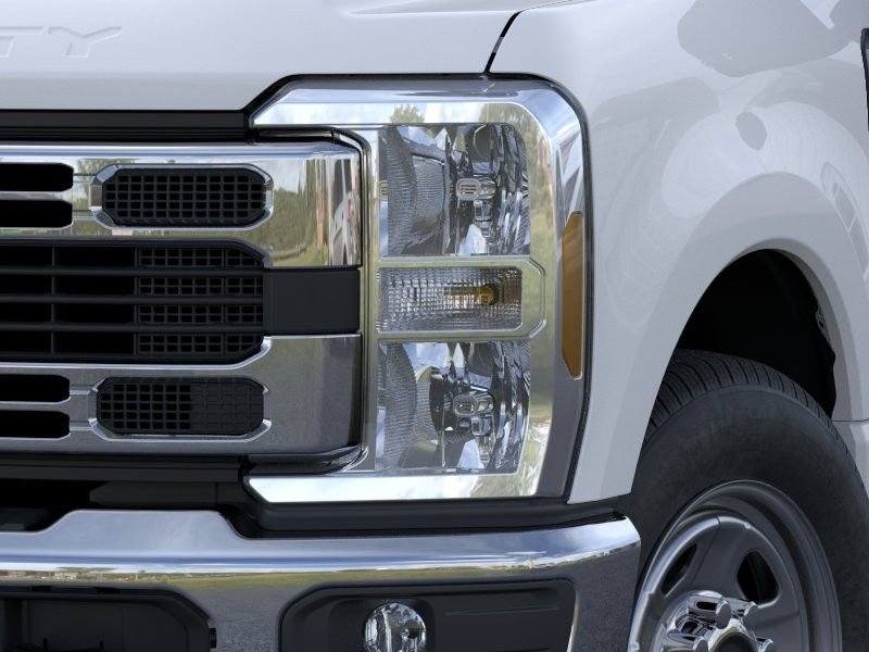 New 2026 Ford F350 XL w/ XL Chrome Package RWD image 19