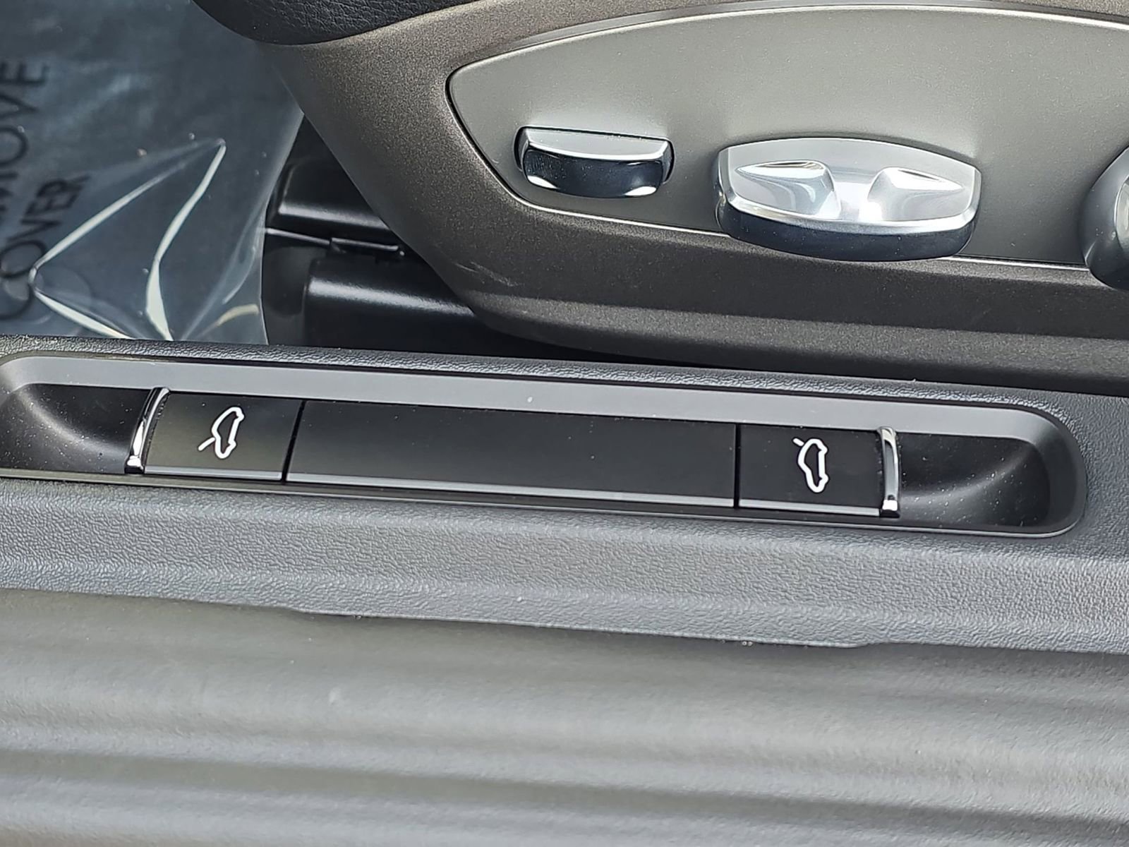 Certified 2025 Porsche 718 Boxster image 25