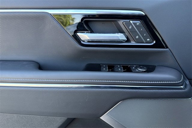 New 2025 GMC Sierra EV Denali image 11