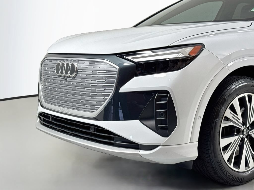 Used 2023 Audi Q4 e-tron Premium Plus RWD image 9