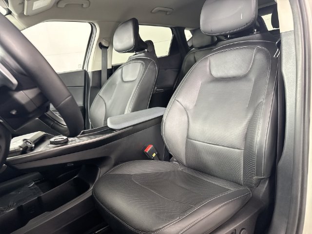 Used 2024 Kia EV6 Wind w/ Wind Technology Package AWD/4WD image 18
