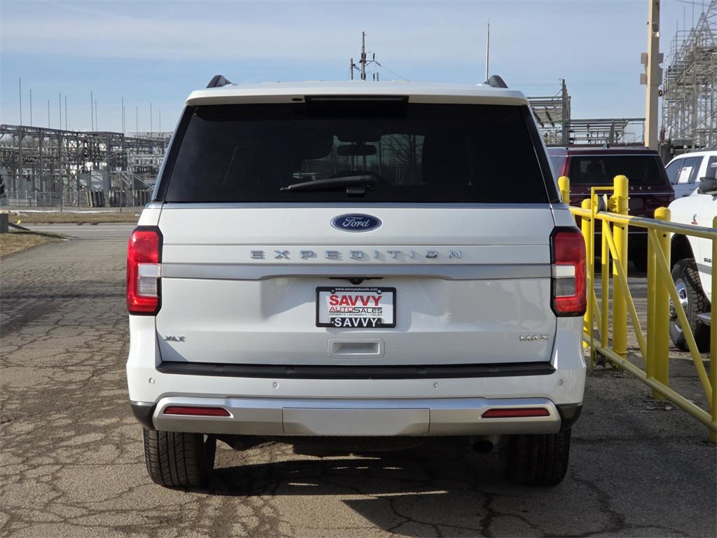 Used 2023 Ford Expedition Max XLT image 12