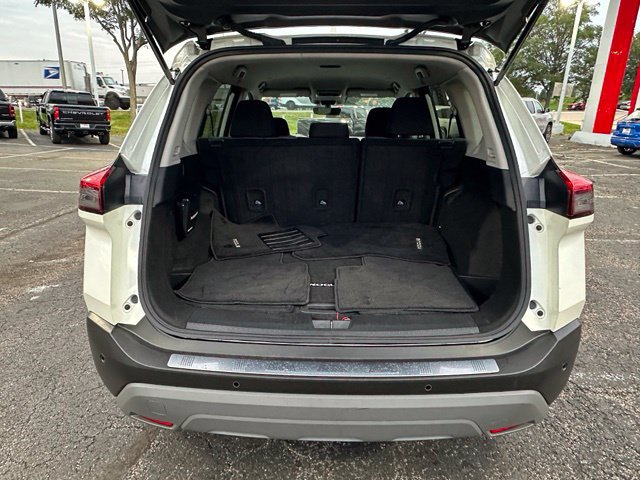 Certified 2023 Nissan Rogue SV AWD/4WD image 15