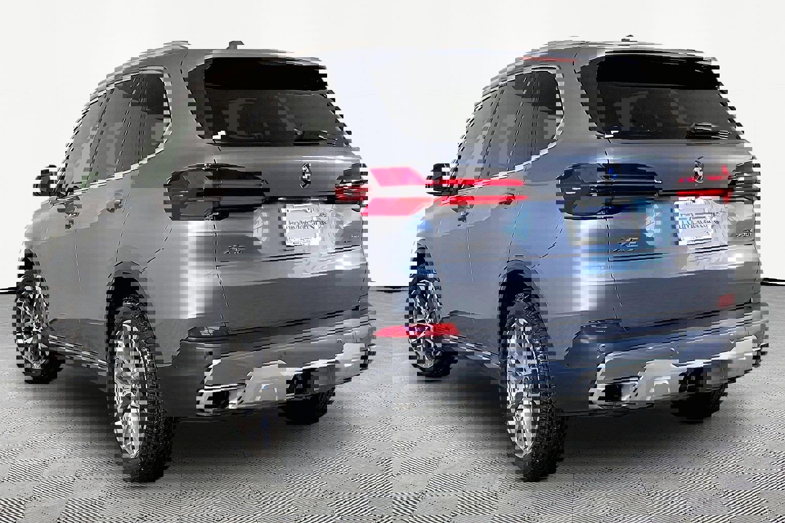 Certified 2024 BMW X5 xDrive40i w/ Premium Package image 5