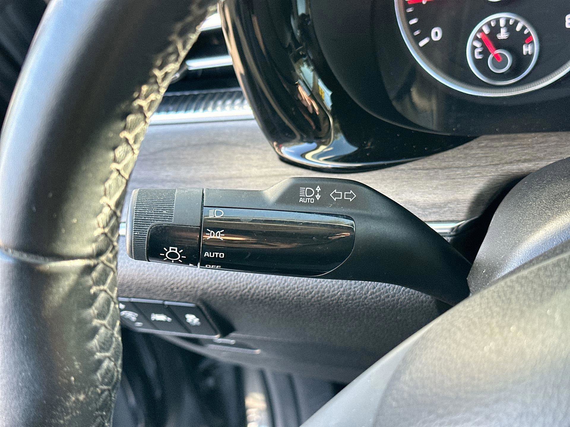 Used 2023 Kia K5 EX image 23