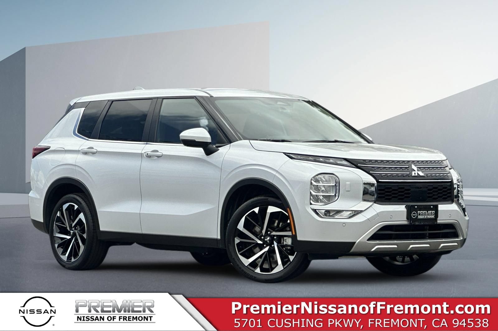 Used 2024 Mitsubishi Outlander AWD