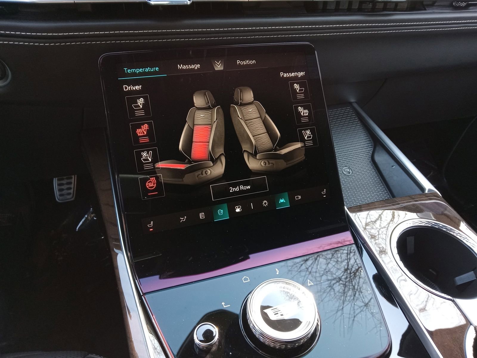 Used 2025 Cadillac Escalade Sport Platinum image 19