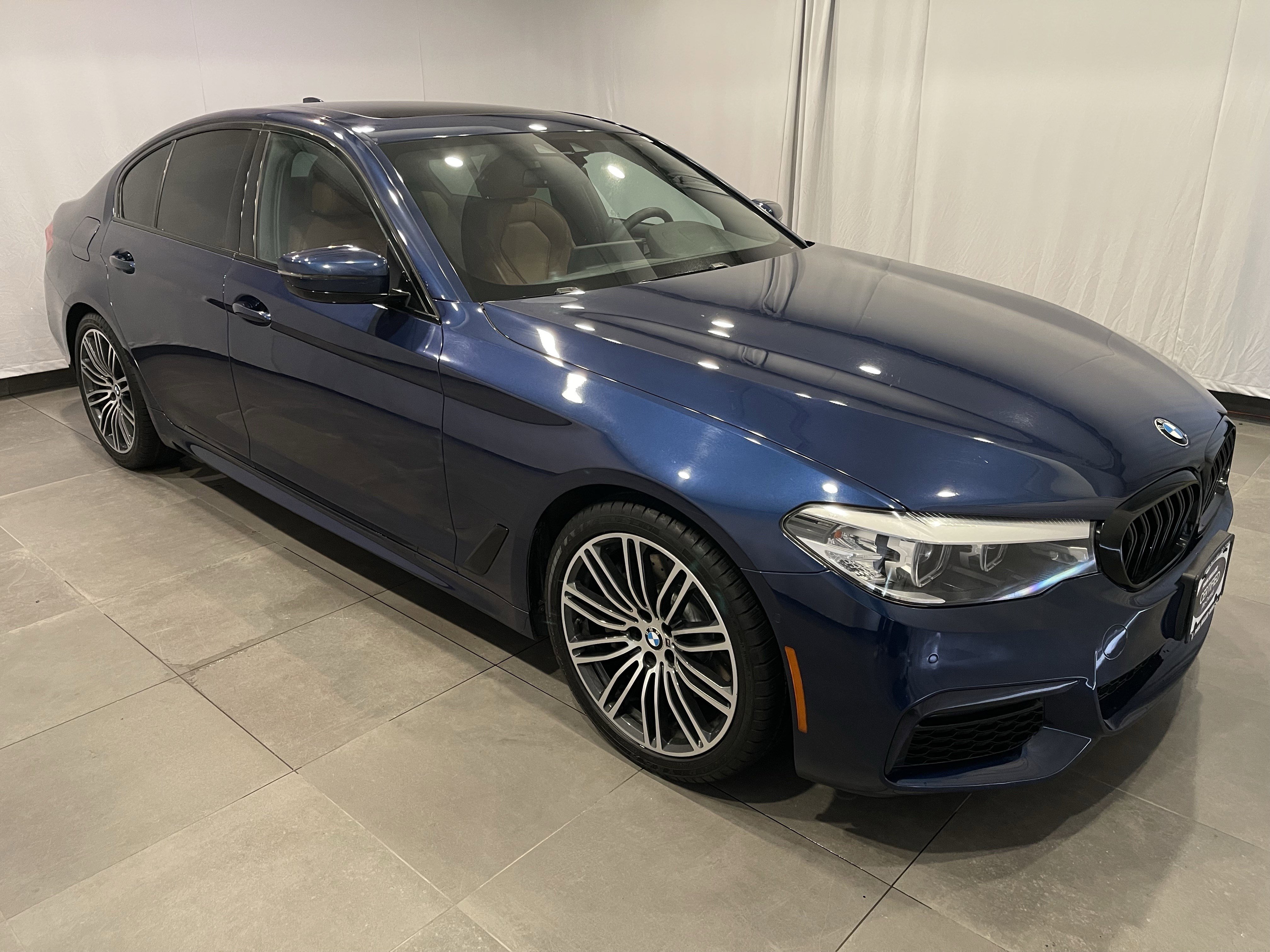 Used 2019 BMW 530i xDrive w/ M Sport Package AWD/4WD image 3