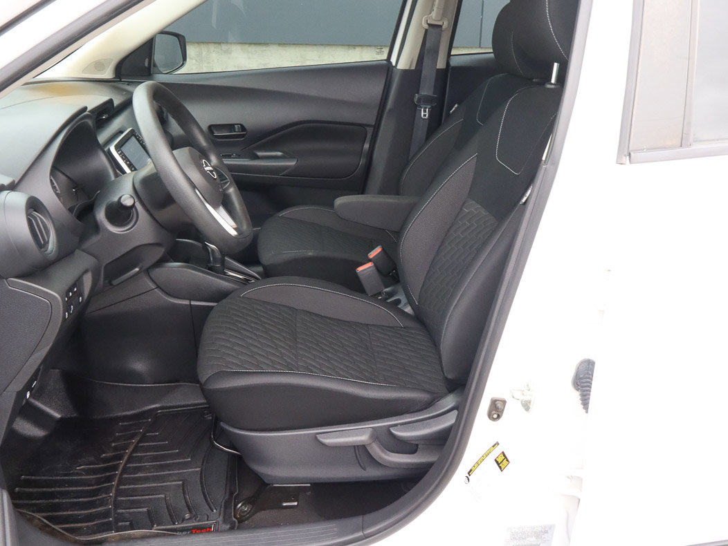 Used 2022 Nissan Kicks S FWD image 7