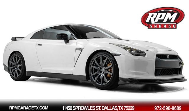 Used 2009 Nissan GT-R Premium image 1