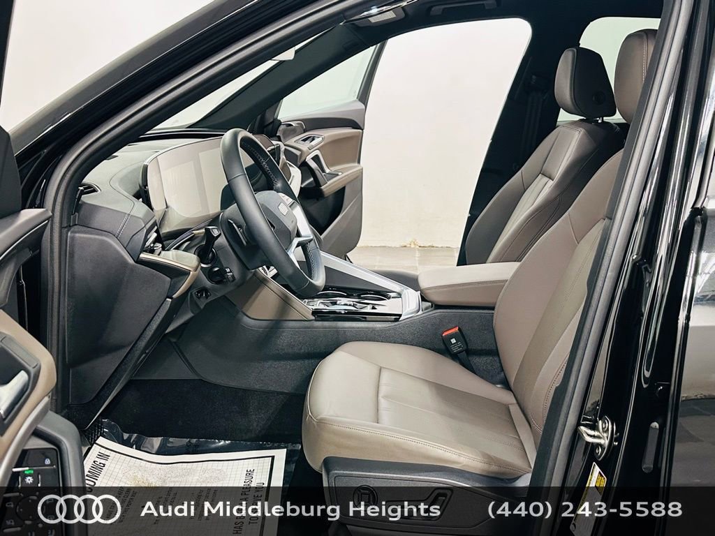 Certified 2025 Audi Q5 Premium w/ Convenience Package image 10