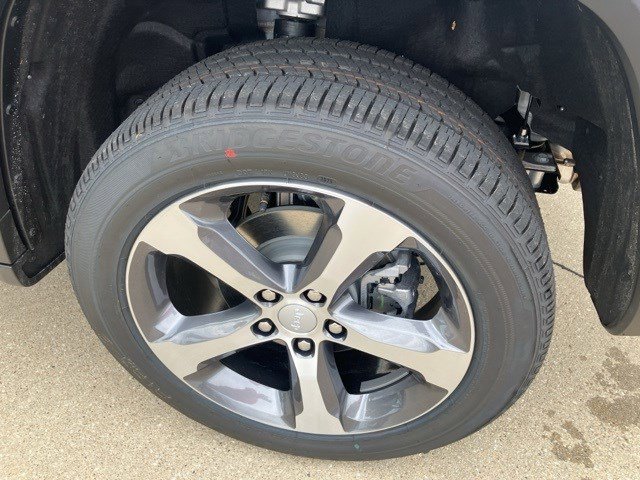 New 2025 Jeep Grand Cherokee Limited image 27