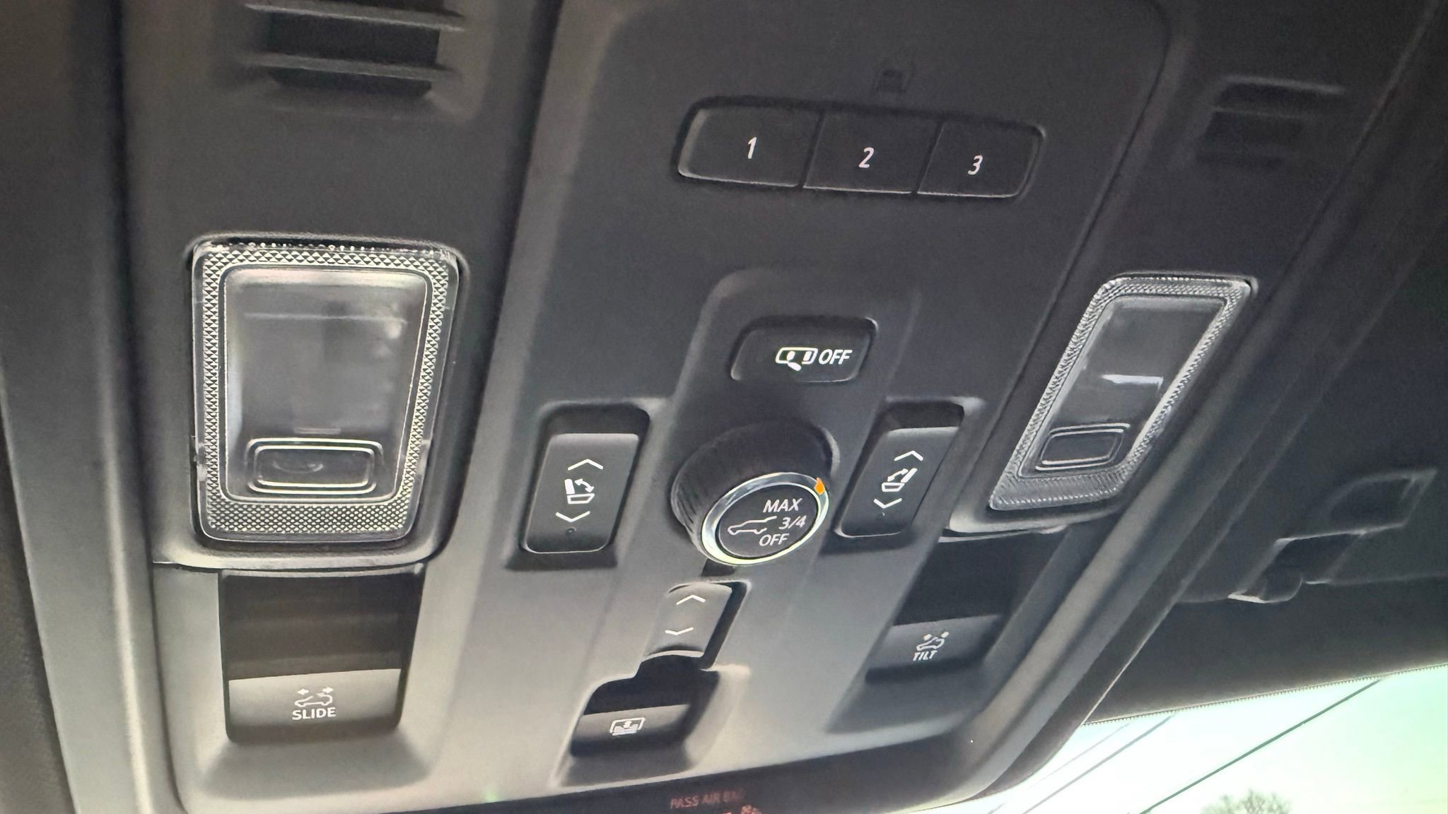 Used 2024 GMC Yukon XL Denali w/ Advanced Technology Package image 49