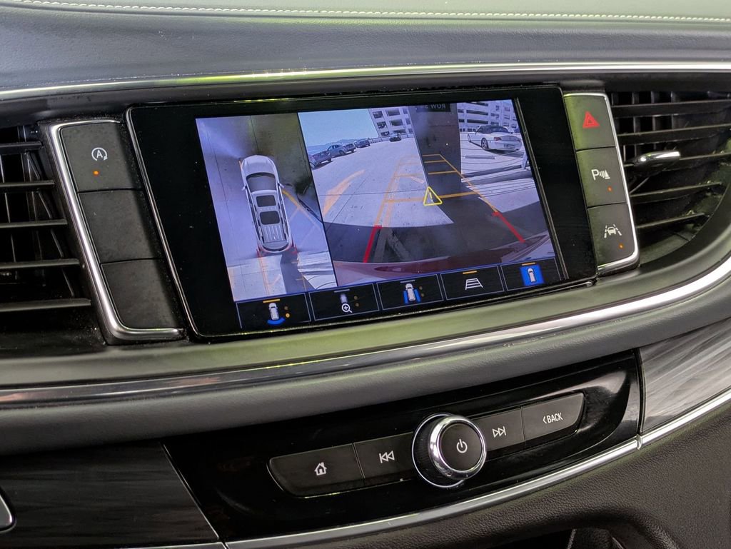 Used 2024 Buick Enclave Premium image 16