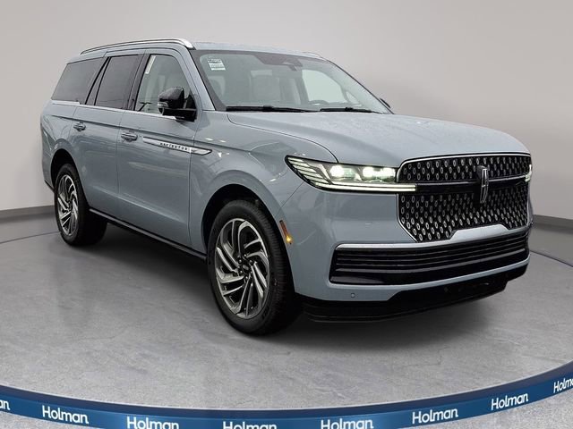 New 2026 Lincoln Navigator Reserve AWD/4WD image 3